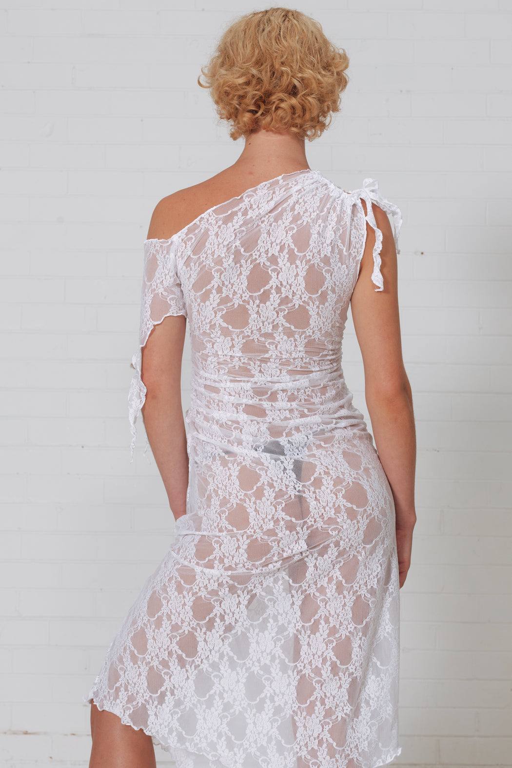 WHITE LACE SUMMER DRESS