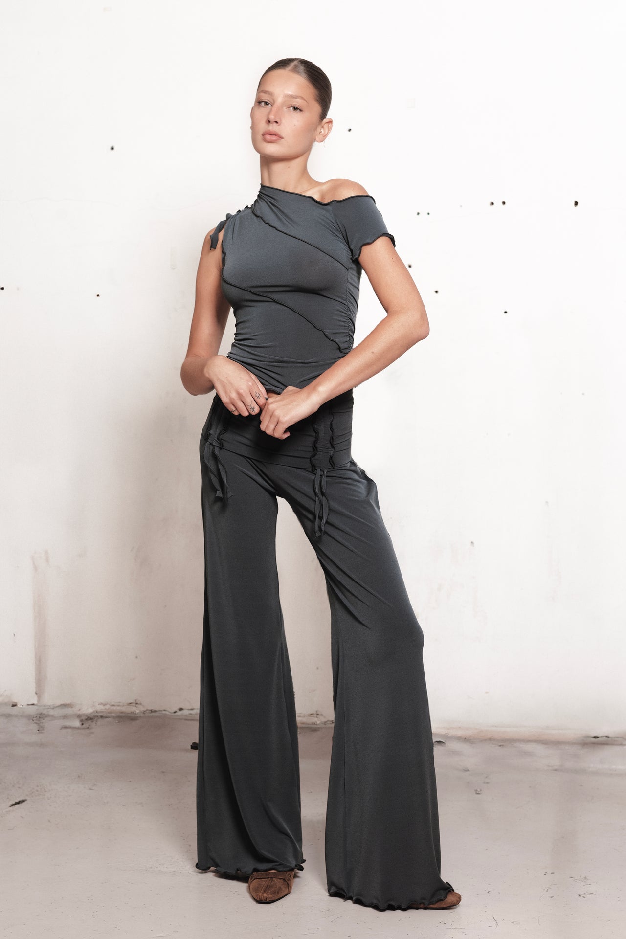 CHARCOAL YOGA PANT