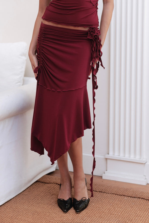 SPLIT SKIRT CHERRY RED