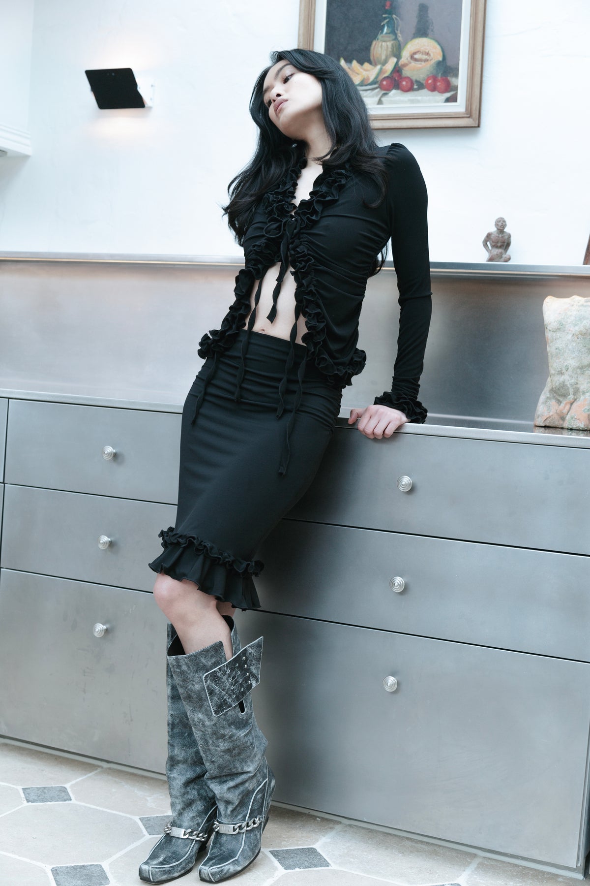 RUFFLE SKIRT BLACK