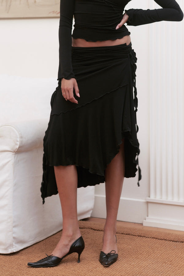 SPLIT SKIRT BLACK