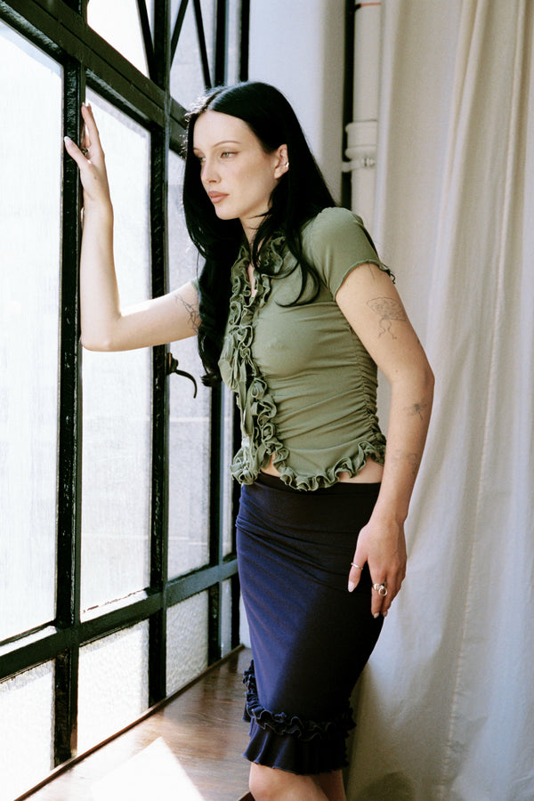 RUFFLE TOP SHORT SLEEVE KHAKI